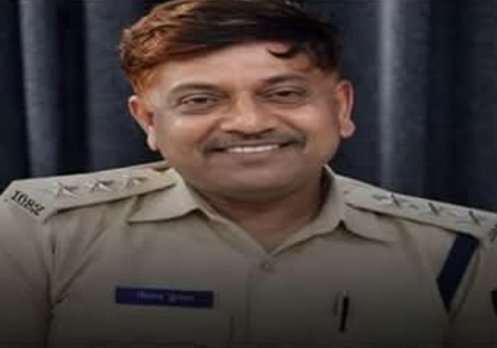 निलंबित डीएसपी गौतम कुमार की संपत्तियों की जांच तेज, ईओयू ने खंगाले 23 निबंधन दस्तावेज