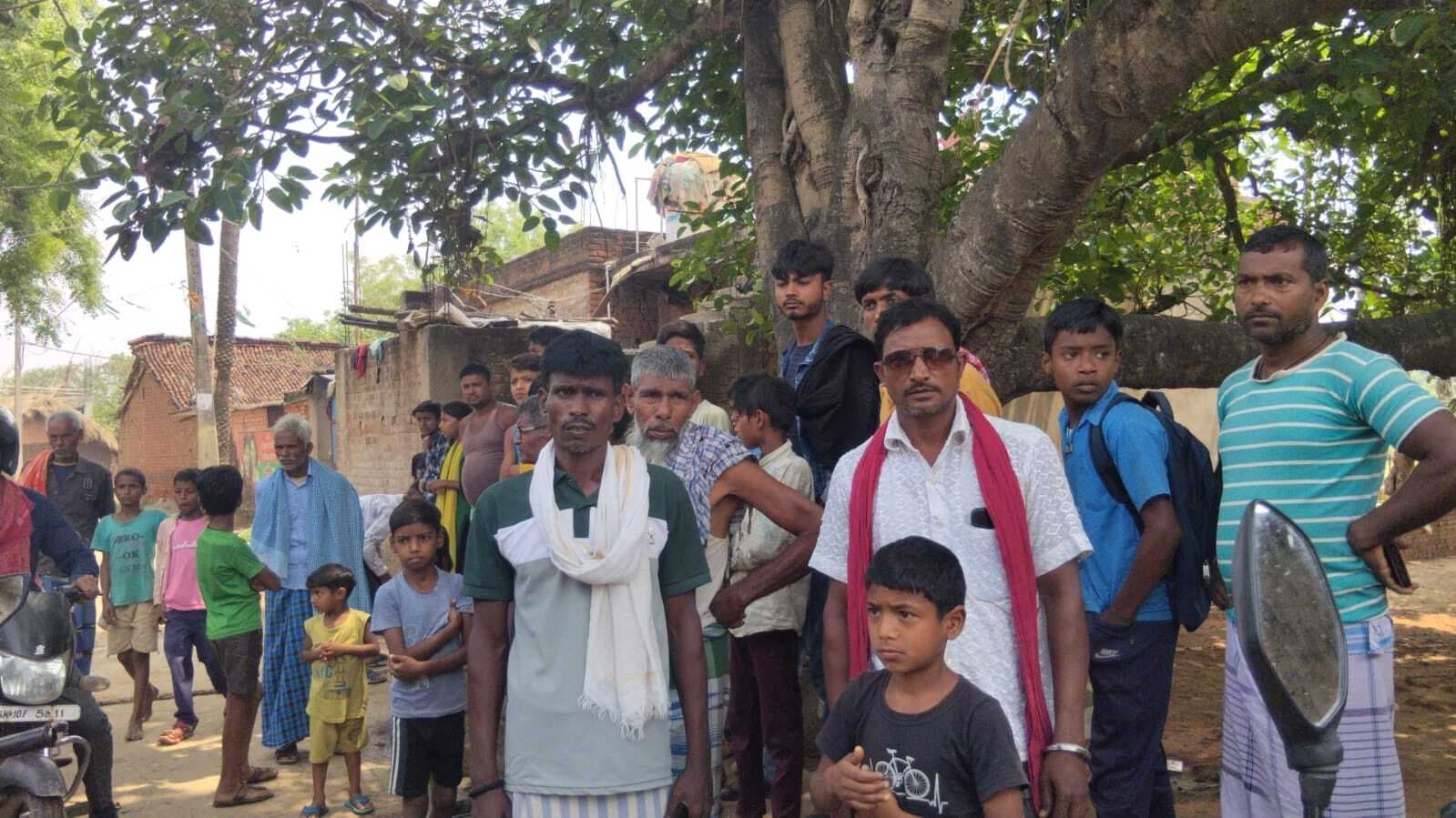 अवैध उगाही मामले में अधिकारी ने की जांच