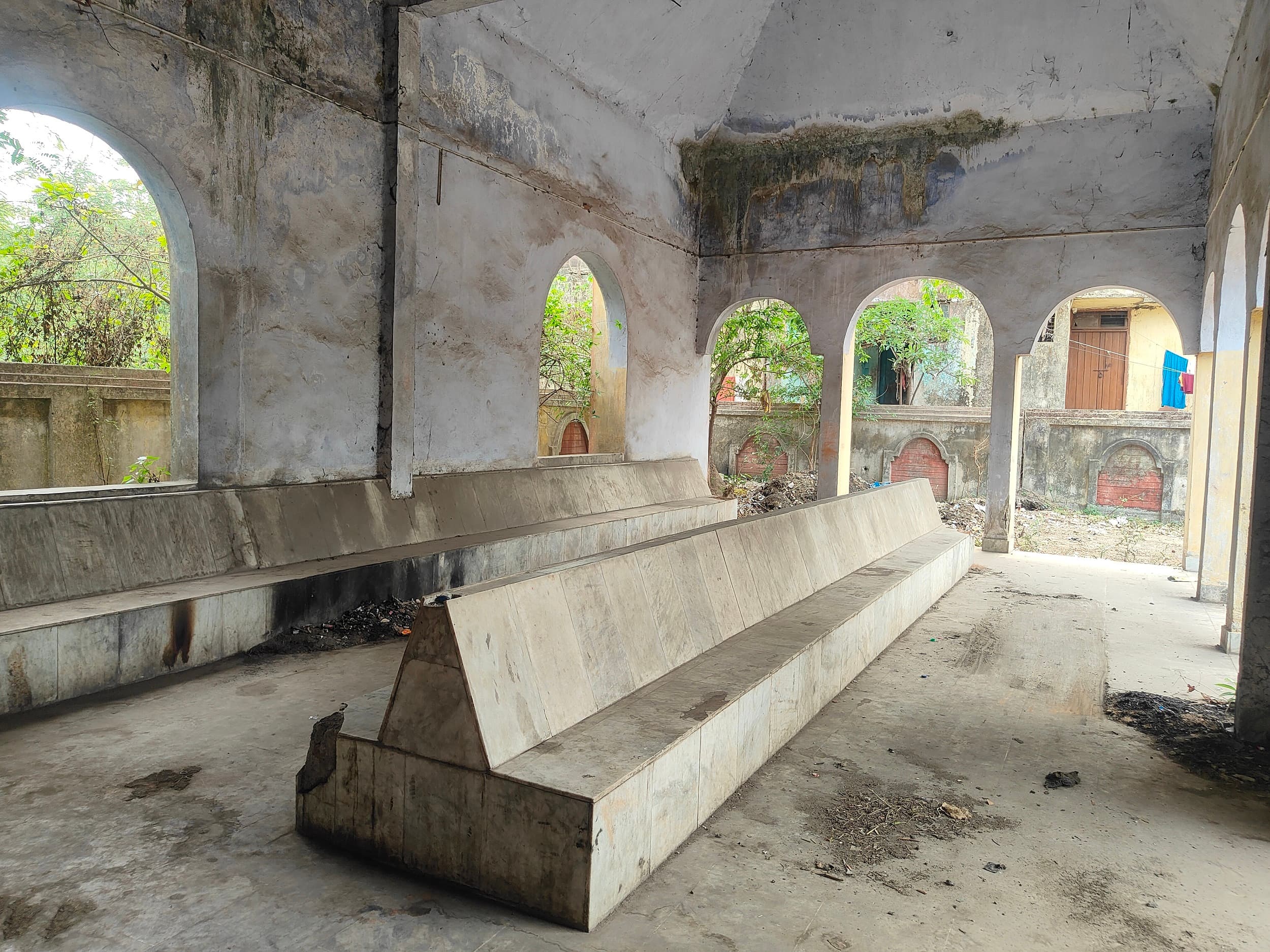 Bokaro News : बदहाल है आइटीआइ मोड़ का बस पड़ाव