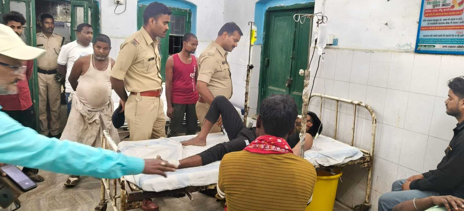 साइड देने के विवाद में दबंगों का हमला, घर में घुसकर दो युवकों को किया गंभीर रूप से घायल