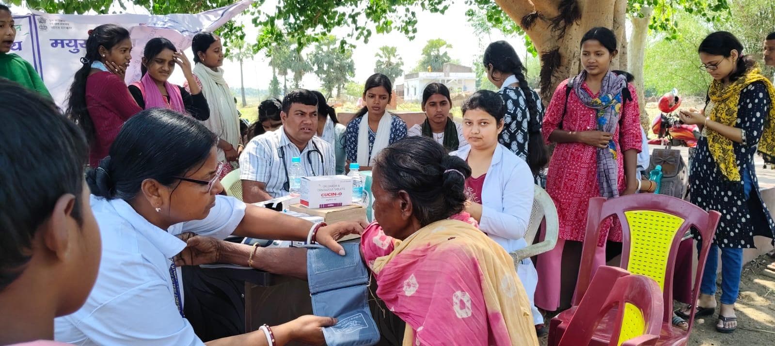 आमजोड़ा में एनएसएस ने लगाया कैंप, 50 लोगों की हुई जांच