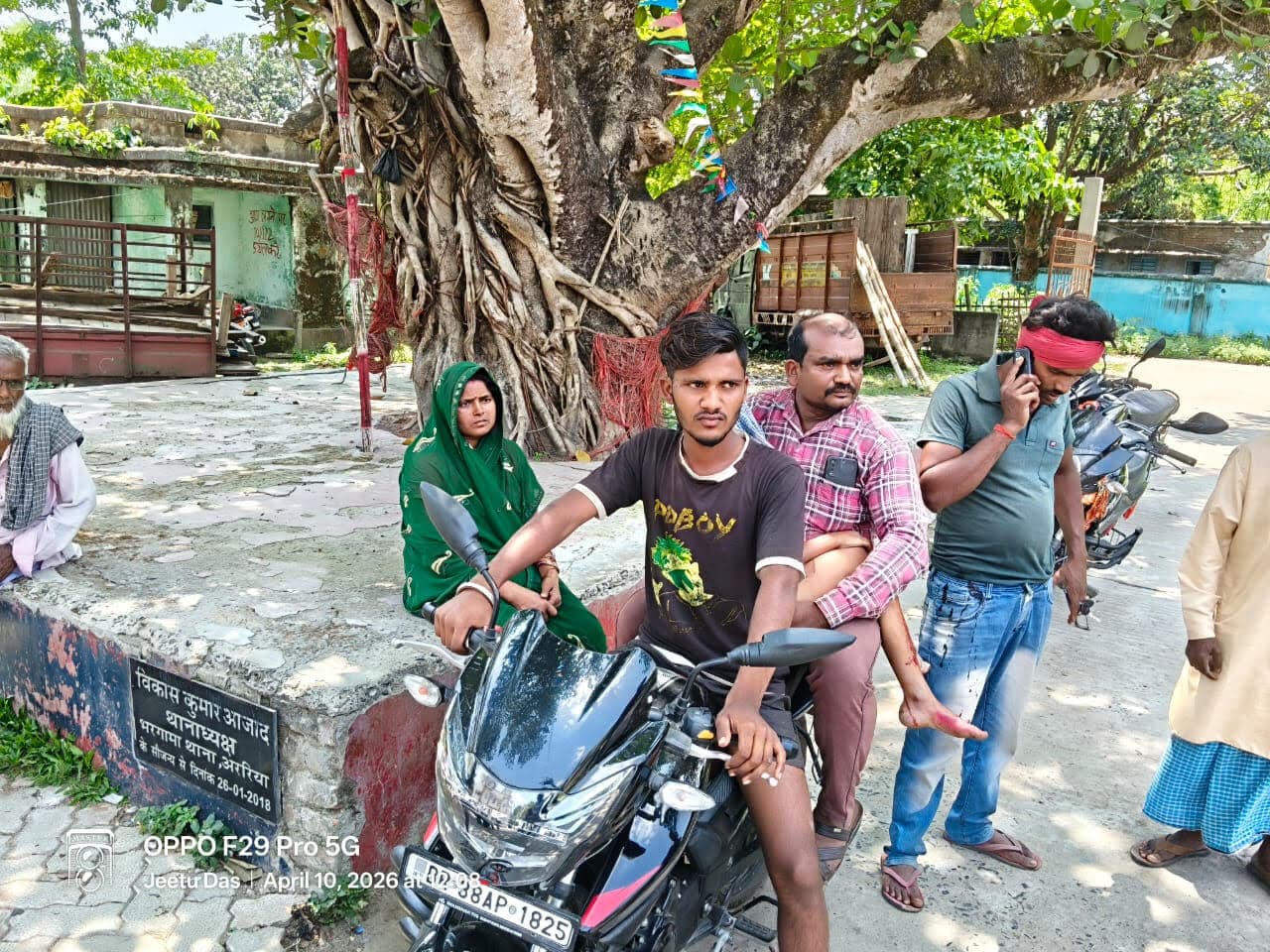 तेज रफ्तार बाइक सवार ने ली बच्ची की जान