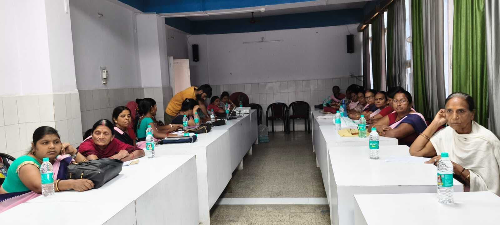 लापरवाह 47 आशा कार्यकर्ताओं से पूछे स्पष्टीकरण, 15 दिन में देना होगा जवाब