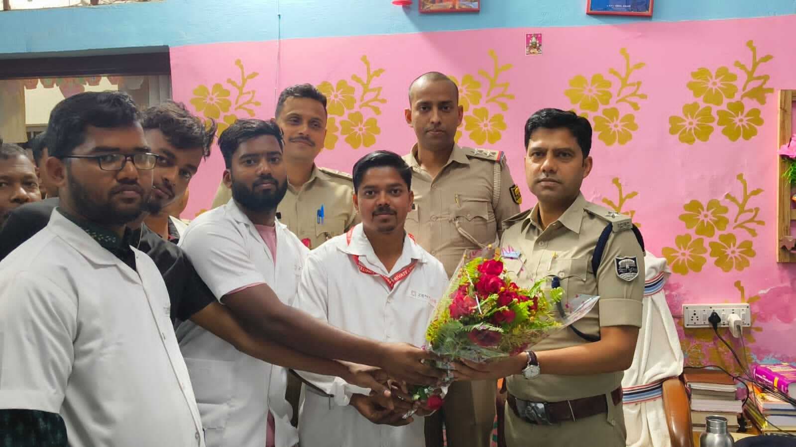 एनएच 31 हादसा, राहत-बचाव कार्य में जुटी रही पुलिस