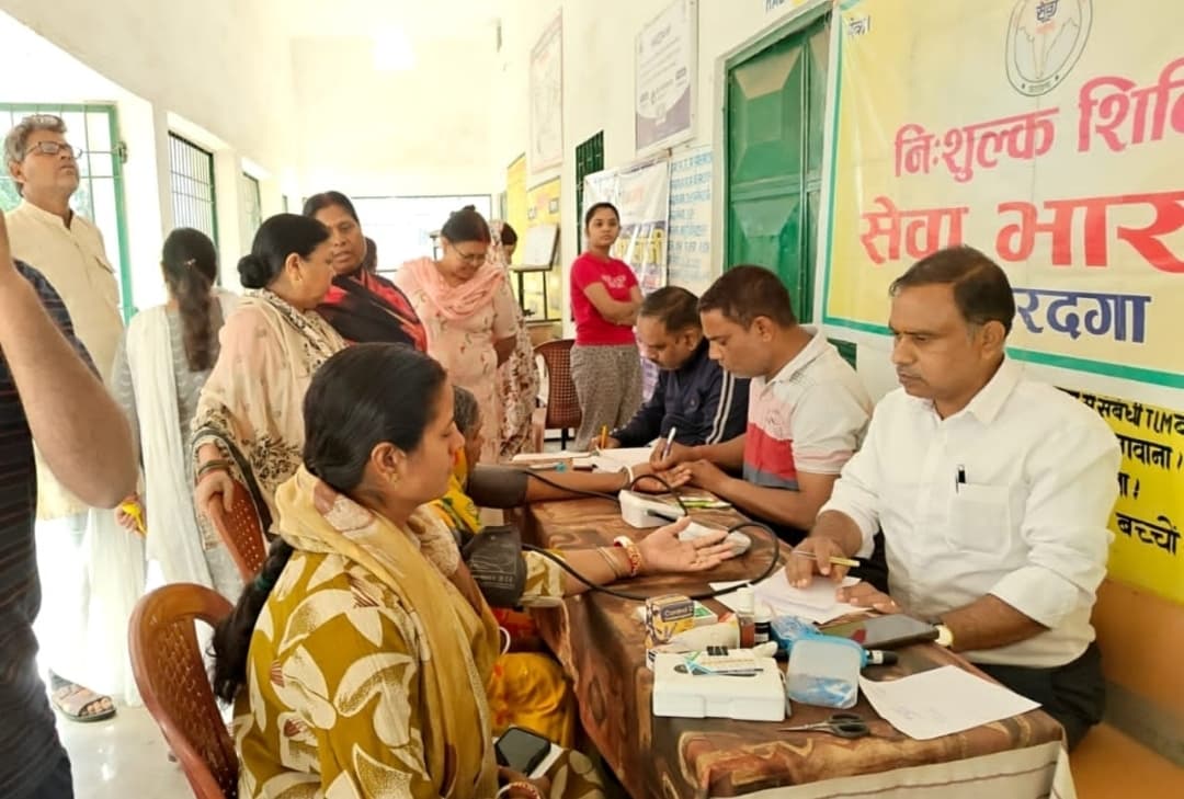 सेवा भारती ने लगाया नि:शुल्क स्वास्थ्य शिविर, 53 लोगों ने कराया उपचार