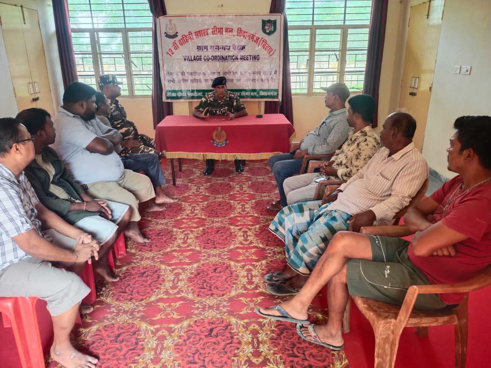 योजनाओं का लाभ उठाकर अपने जीवन स्तर में सुधार लायें : एसएसबी