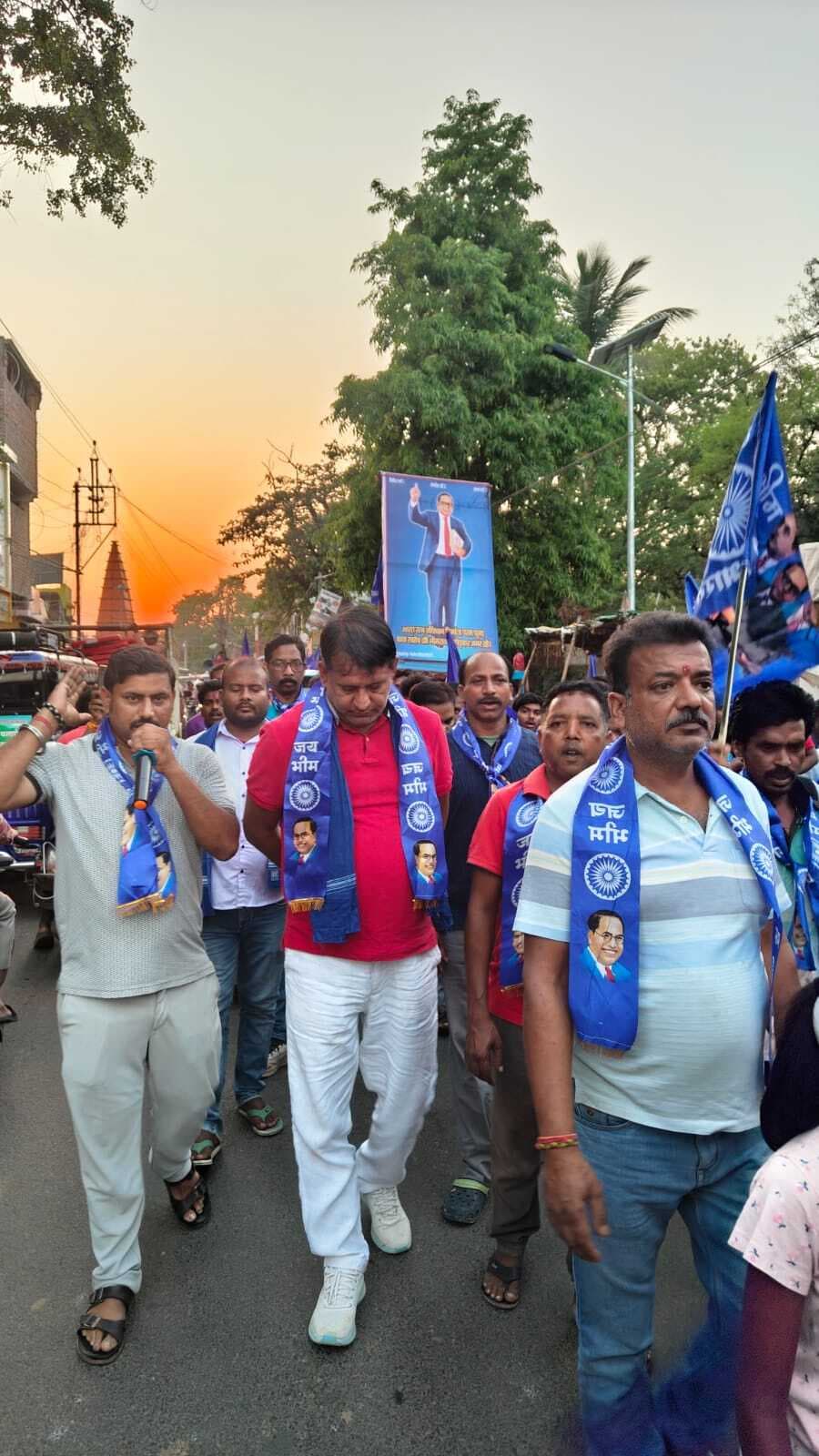 पालोजोरी में धूमधाम से मनी डॉ भीमराव आंबेडकर जयंती, निकली भव्य रैली