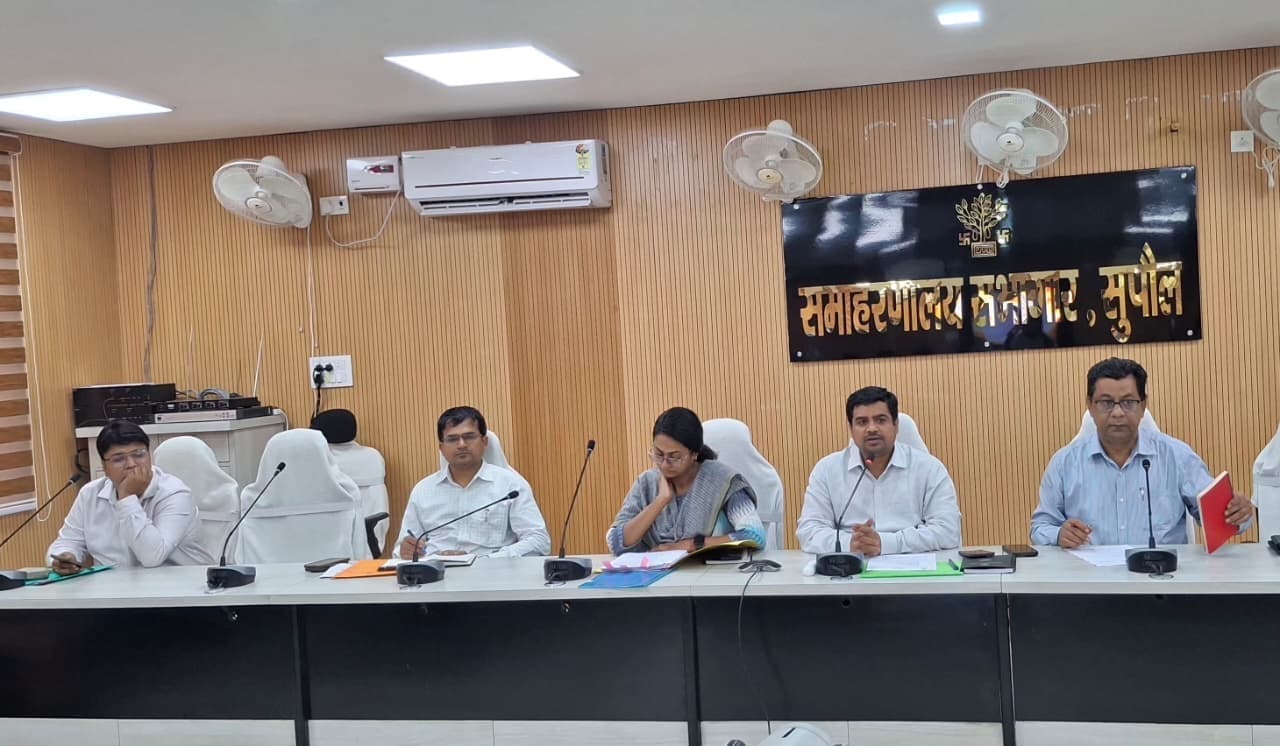 लू और अग्निकांड से निपटने को सुपौल प्रशासन अलर्ट, डीएम ने एसडीएम सहित अन्य अधिकारियों को दिया सख्त निर्देश