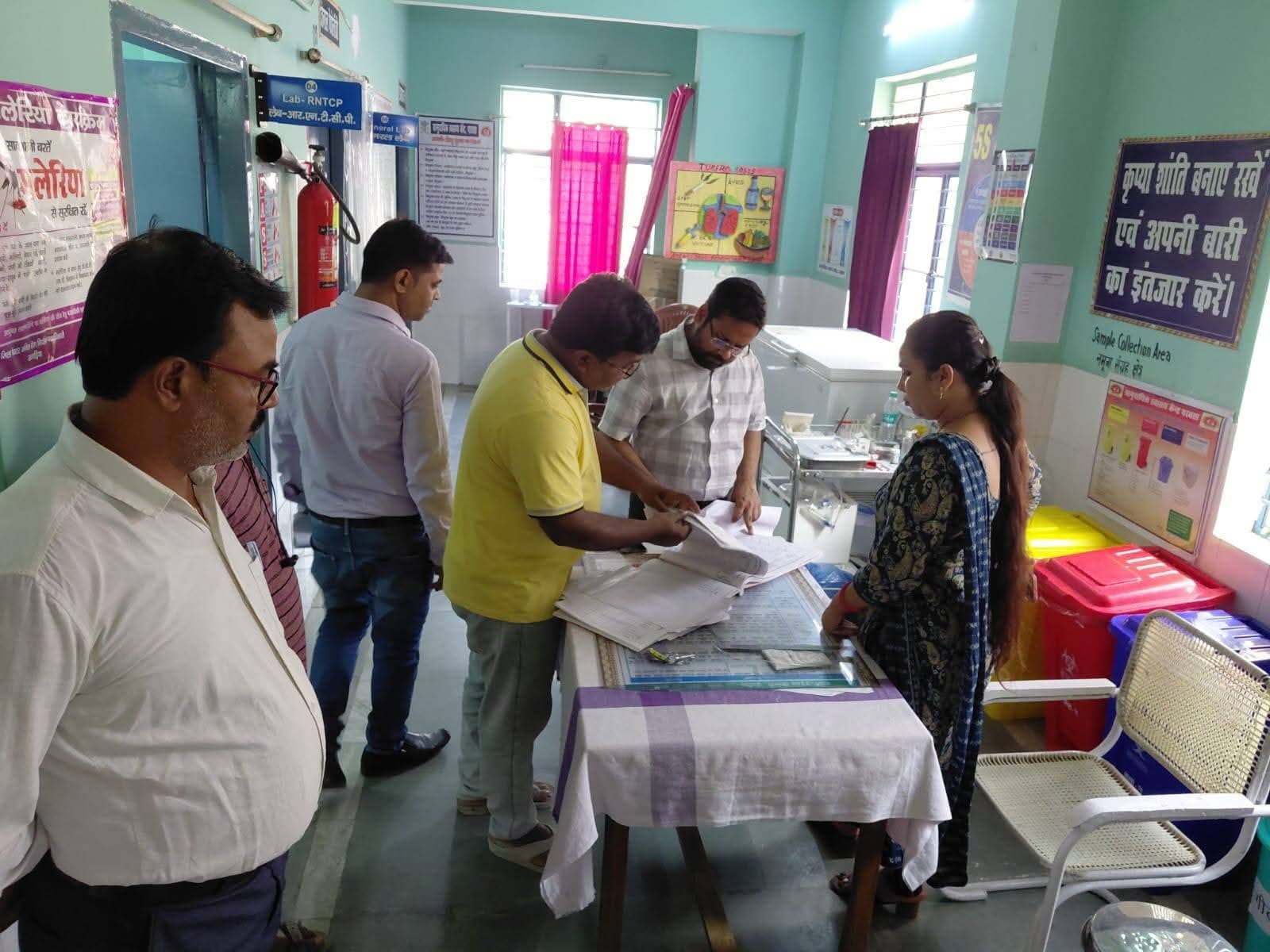 लोक शिकायत निवारण पदाधिकारी ने परबत्ता अस्पताल का किया निरीक्षण