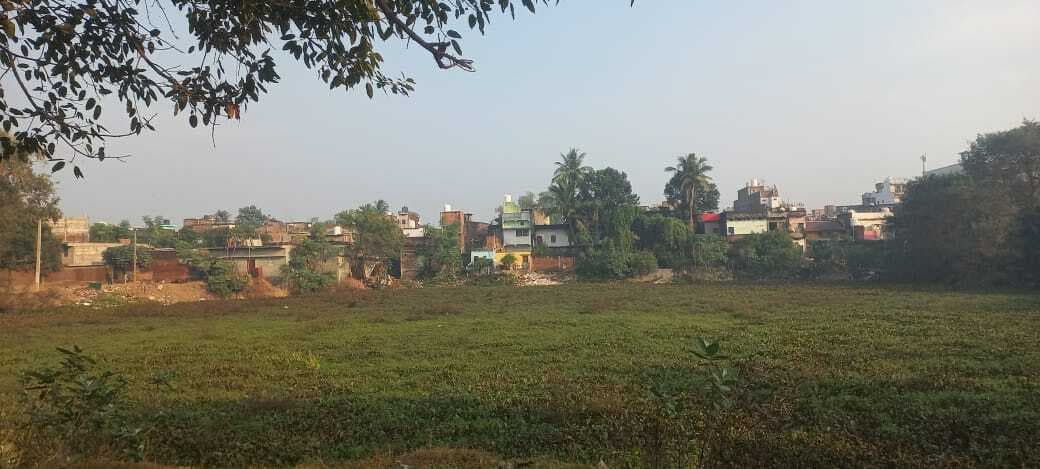 ब्रिटिशकालीन पोखर के जीर्णोद्धार की मांग तेज, सांसद ने डीएम को लिखा पत्र