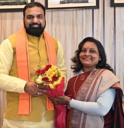 बिहार में होगा चहुंमुखी विकास, मुख्यमंत्री को दी बधाई