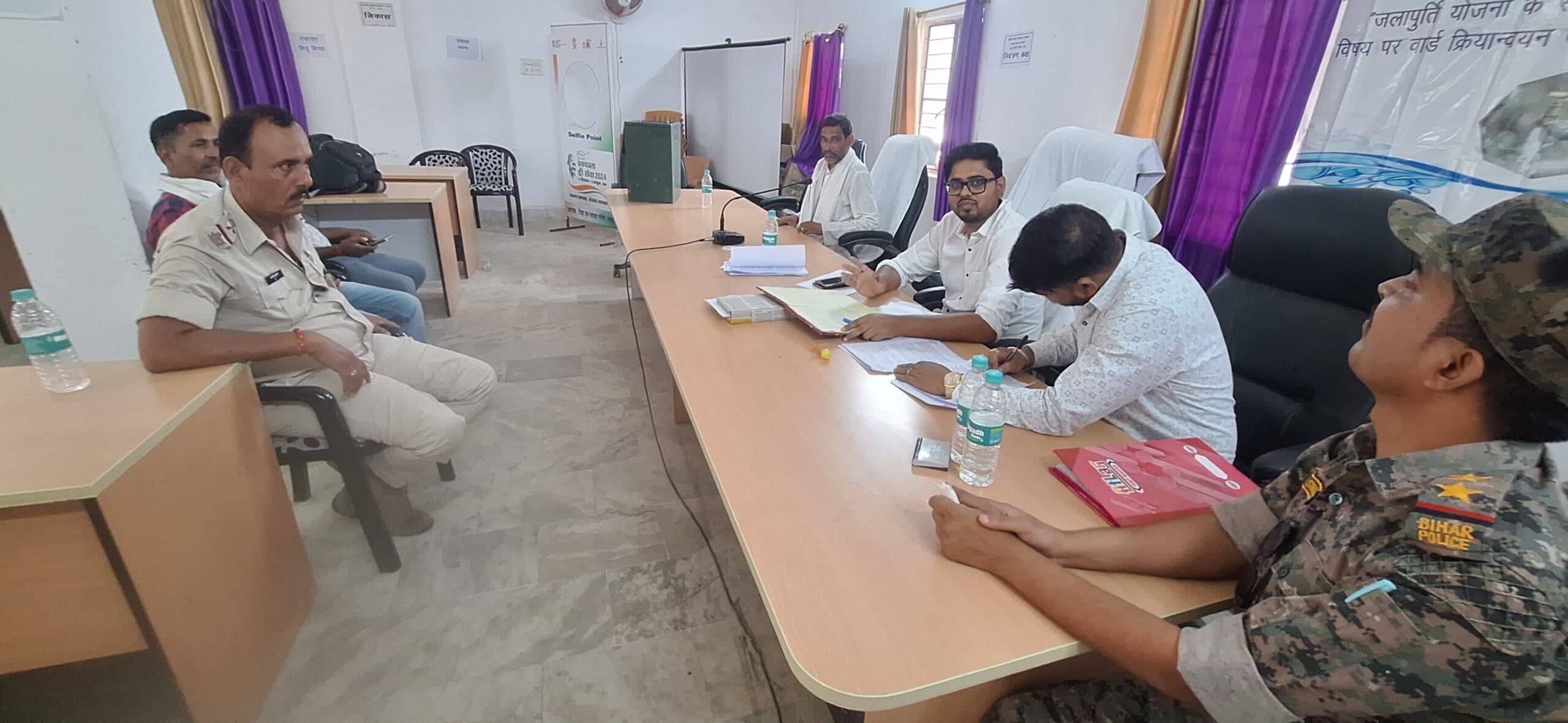 मेसकौर प्रखंड प्रमुख की गयी कुर्सी, अविश्वास प्रस्ताव के पक्ष में पड़े 10 वोट