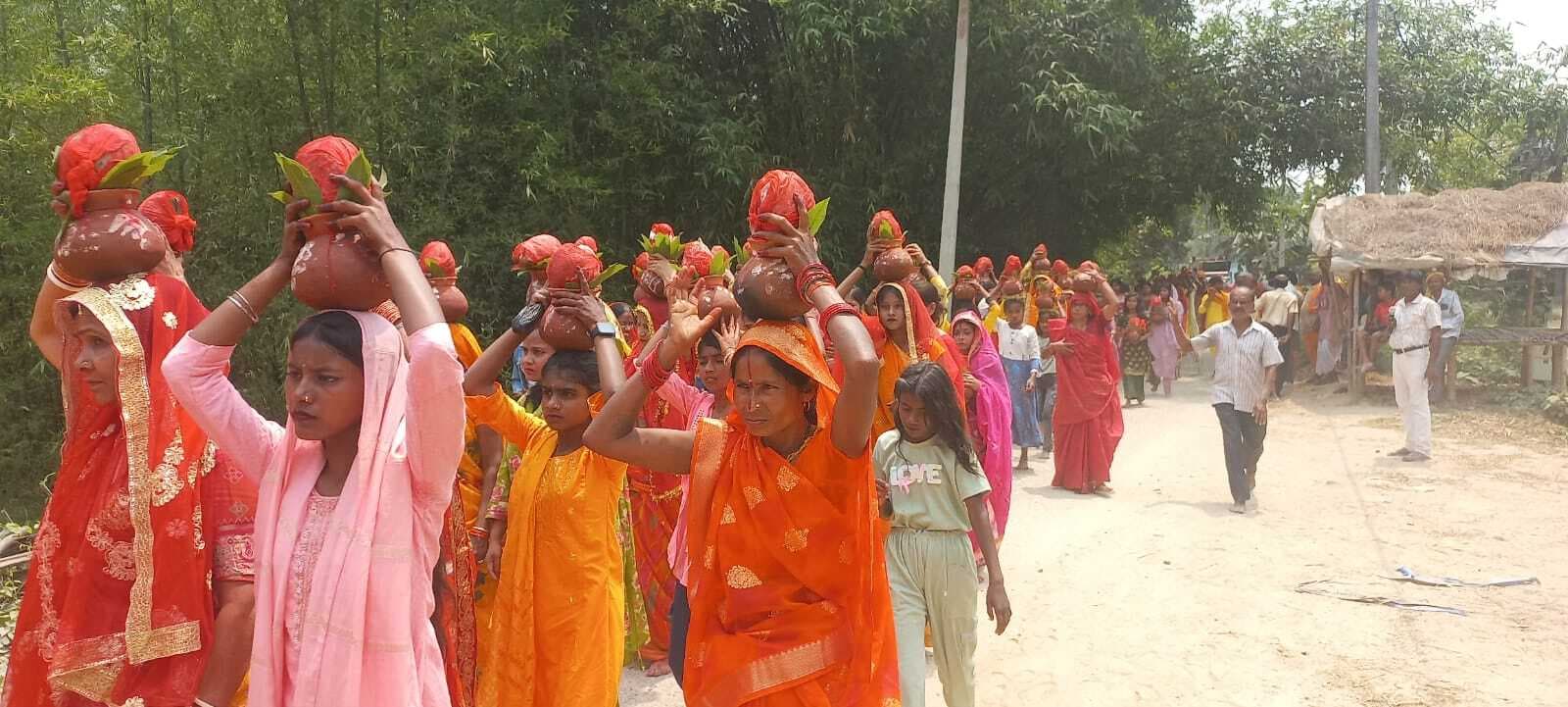 बजरंगबली प्रतिमा प्राण प्रतिष्ठा को लेकर निकाली गई कलश यात्रा