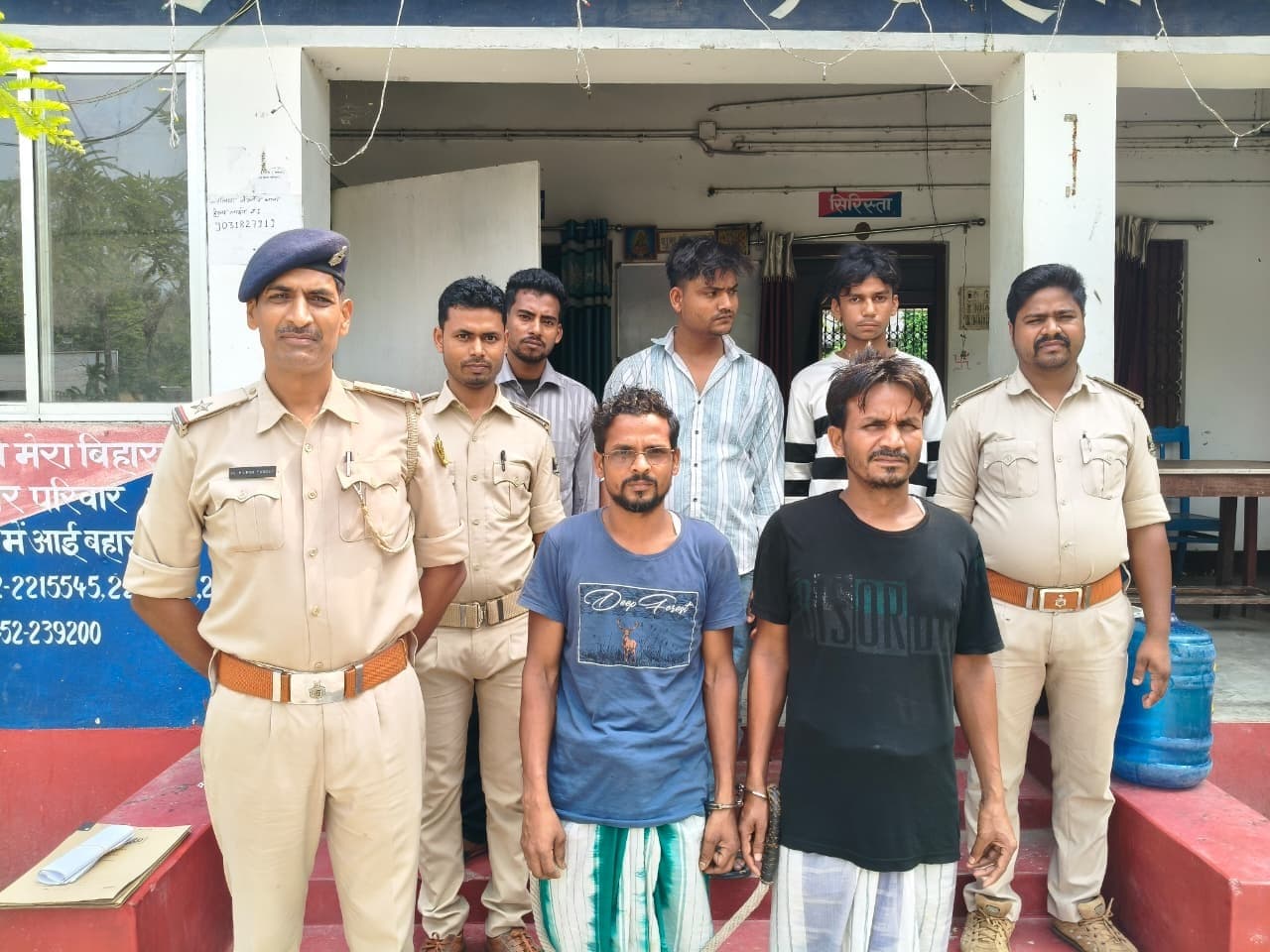 पांच पियक्कड़ को पुलिस ने किया गिरफ्तार