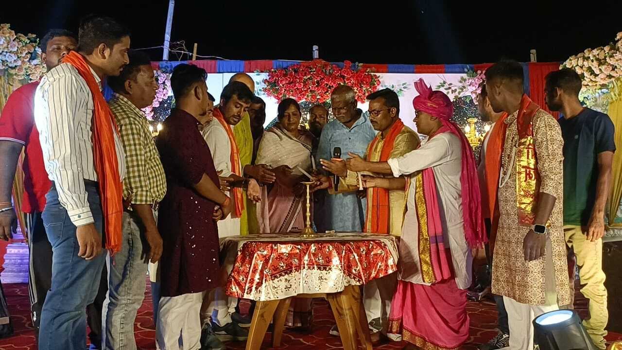 सामूहिक विवाह व भक्ति जागरण मंच का किया उद्घाटन