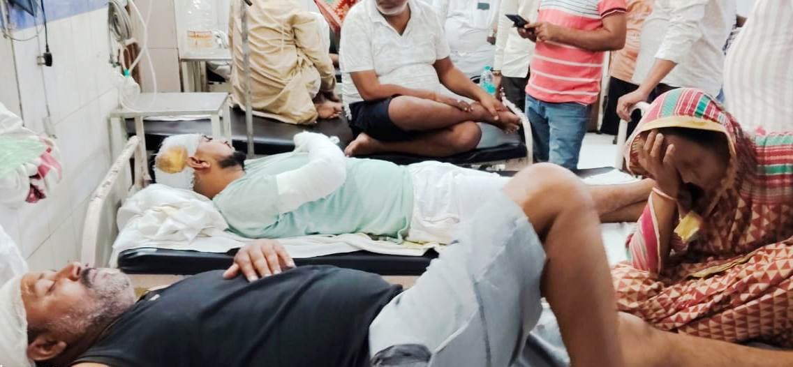 गंगटी में घर में घुसकर जानलेवा हमला, छह लोग जख्मी