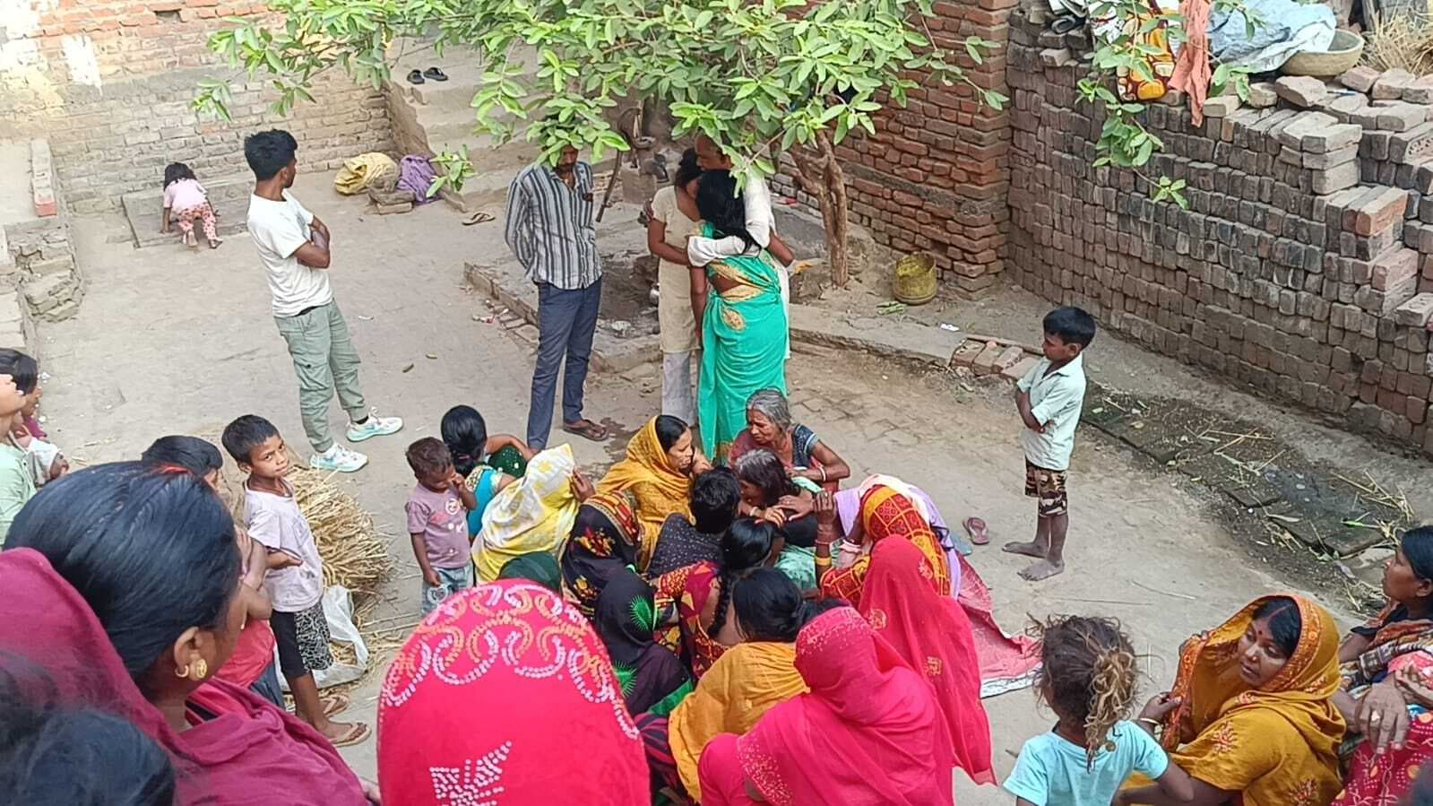 पत्नी से विवाद के बाद फंदे से लटक युवक ने दी जान