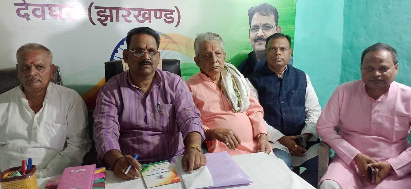 जनता को गुमराह करने की राजनीति बंद करे केंद्र: राजेंद्र