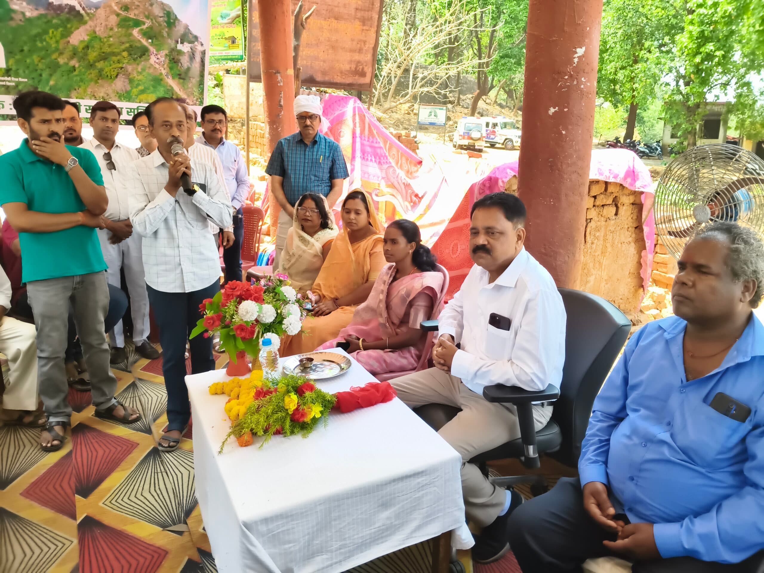 Giridih News :पारसनाथ की स्वच्छता और पवित्रता बनाये रखना हम सबकी जिम्मेदारी : मंत्री सुदिव्य सोनू