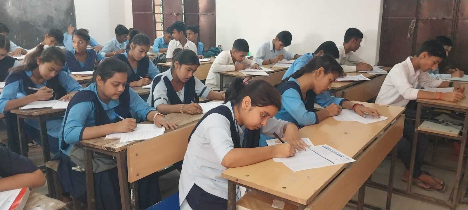 बिहार गौरव क्विज प्रतियोगिता में 70 छात्र-छात्राएं शामिल