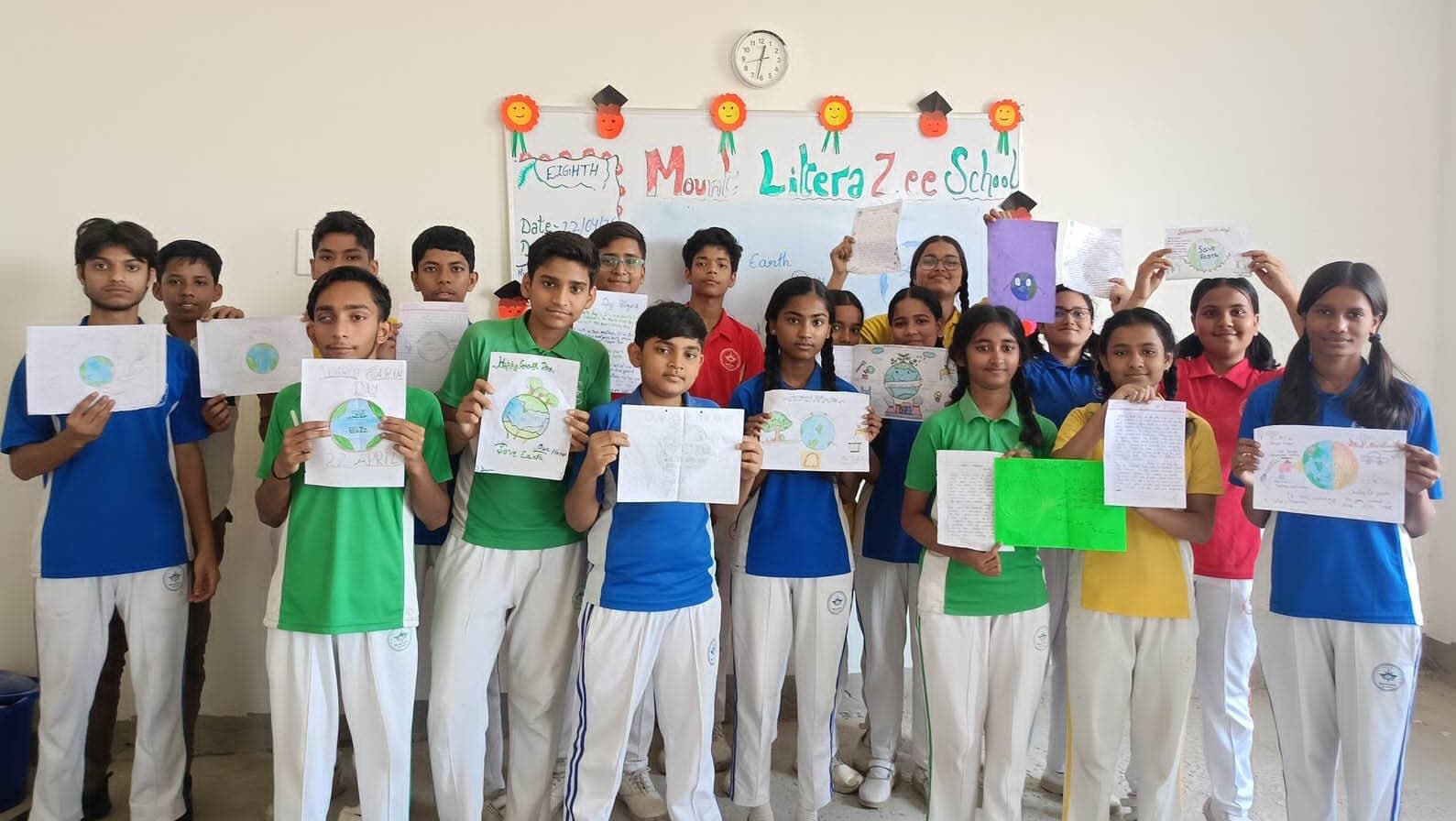 वृक्ष-सींचन गतिविधि के जरिये विद्यार्थियों ने प्रकृति के प्रति अपनी जिम्मेदारी को समझा