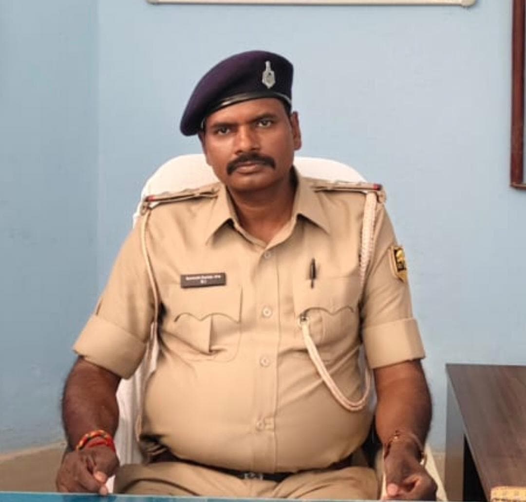 मनिहारी के नये थानाध्यक्ष बने संतोष कुमार झा