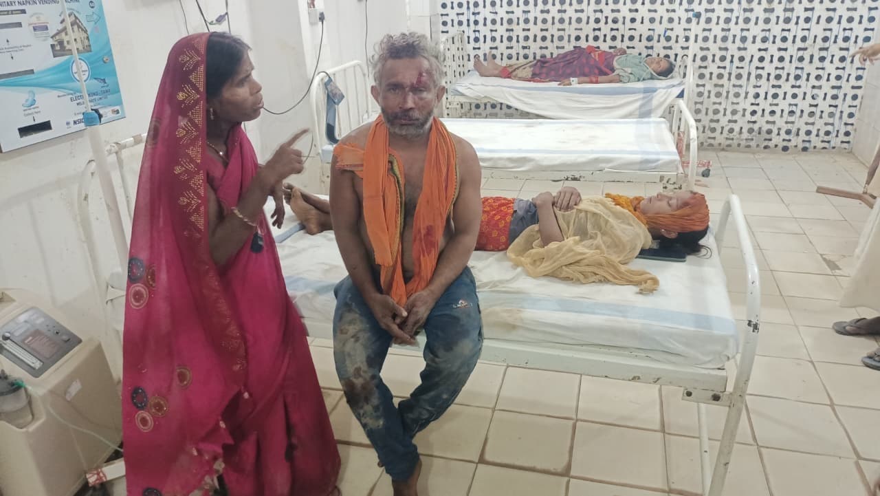 आपसी विवाद में बड़े भाई को पीटकर किया जख्मी