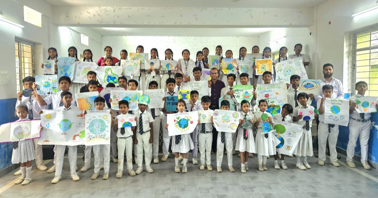 संत माइकल स्कूल में अर्थ डे मनाया गया