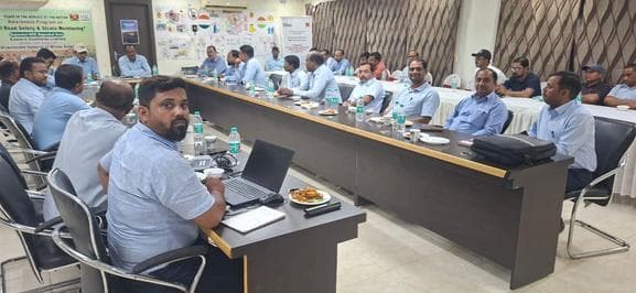 सुरक्षा को प्राथमिकता देकर करें खनन का कार्य : माधव