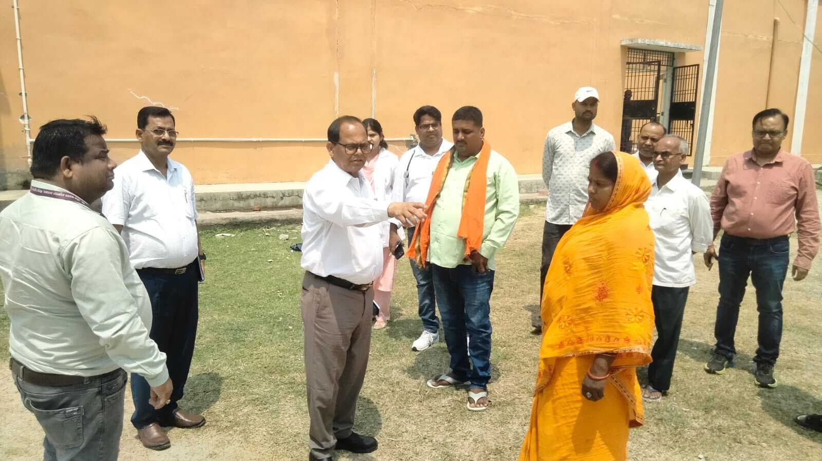 अनुमंडल अस्पताल के निरीक्षण में व्यवस्थाएं मिली संतोषजनक, एएनएम ट्रेनिंग स्कूल की खामियों पर सीएस सख्त