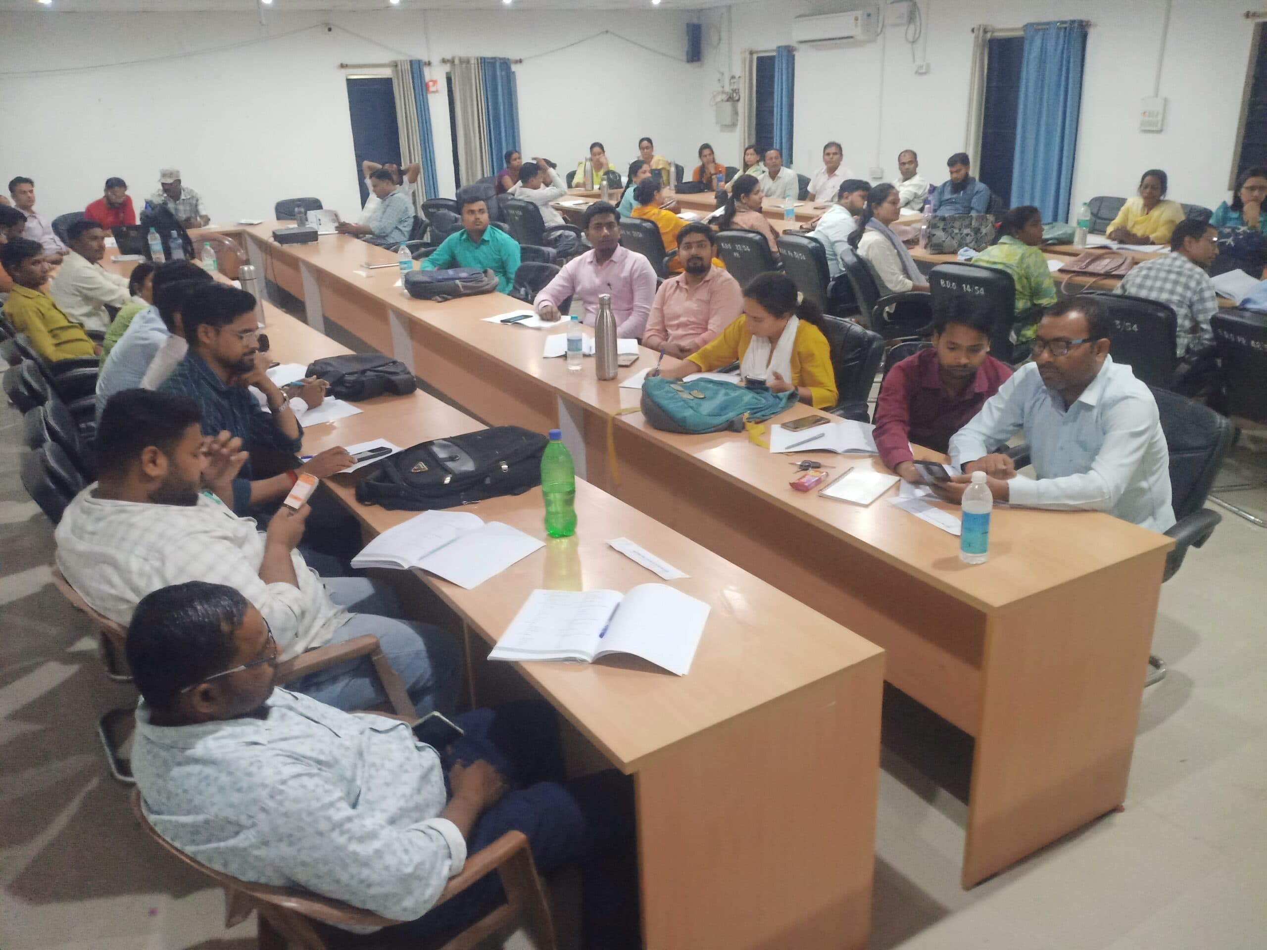 जनगणना को लेकर प्रगणकों को दिया गया प्रशिक्षण