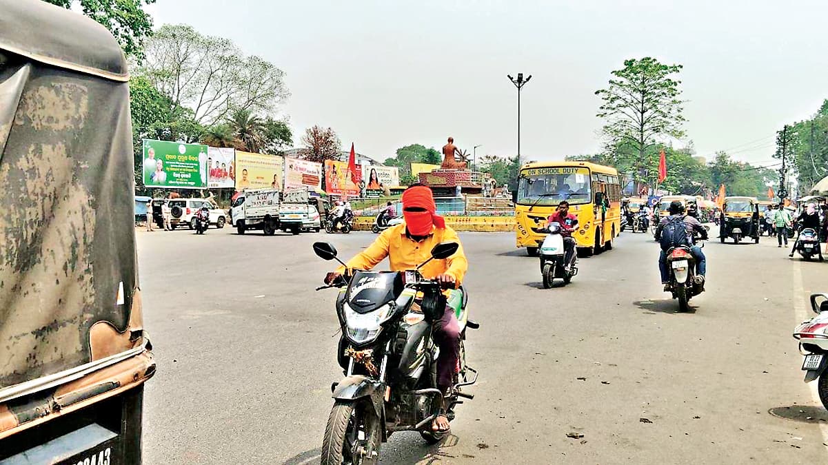 Rourkela News: स्मार्ट सिटी का पारा 43 डिग्री पहुंचा, घर से निकलना हुआ दूभर, बाजारों में सन्नाटा