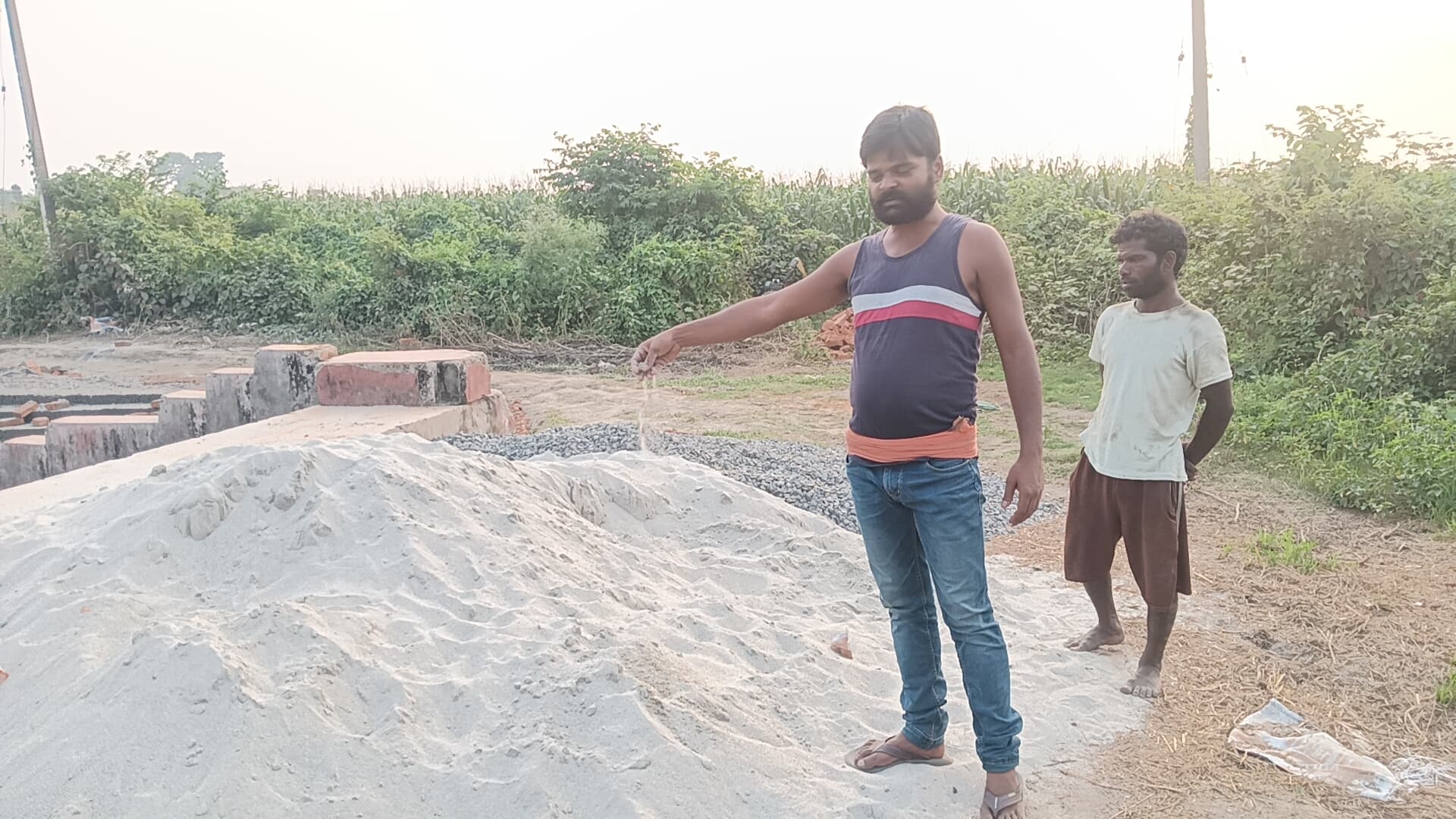 छठ घाट निर्माण कार्य में अनियमितता का आरोप