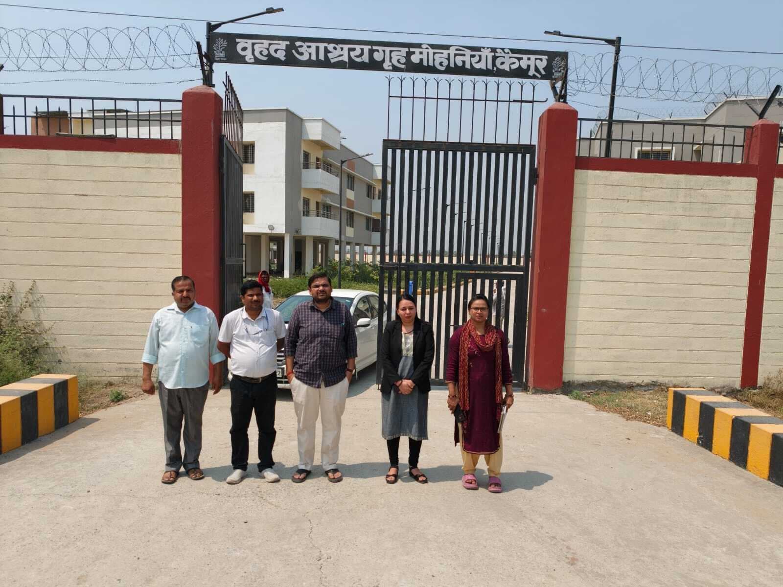 बाल आश्रय गृहों का अधिकारियों ने किया निरीक्षण, व्यवस्थाओं पर जताया संतोष