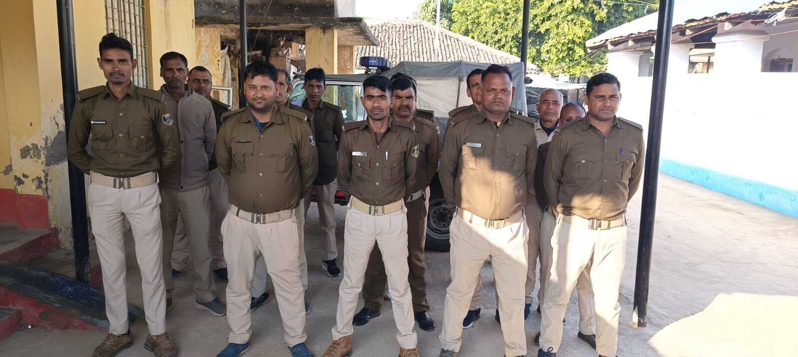 विधि-व्यवस्था की बहाली को ले सजग रहें चौकीदार: थानाध्यक्ष