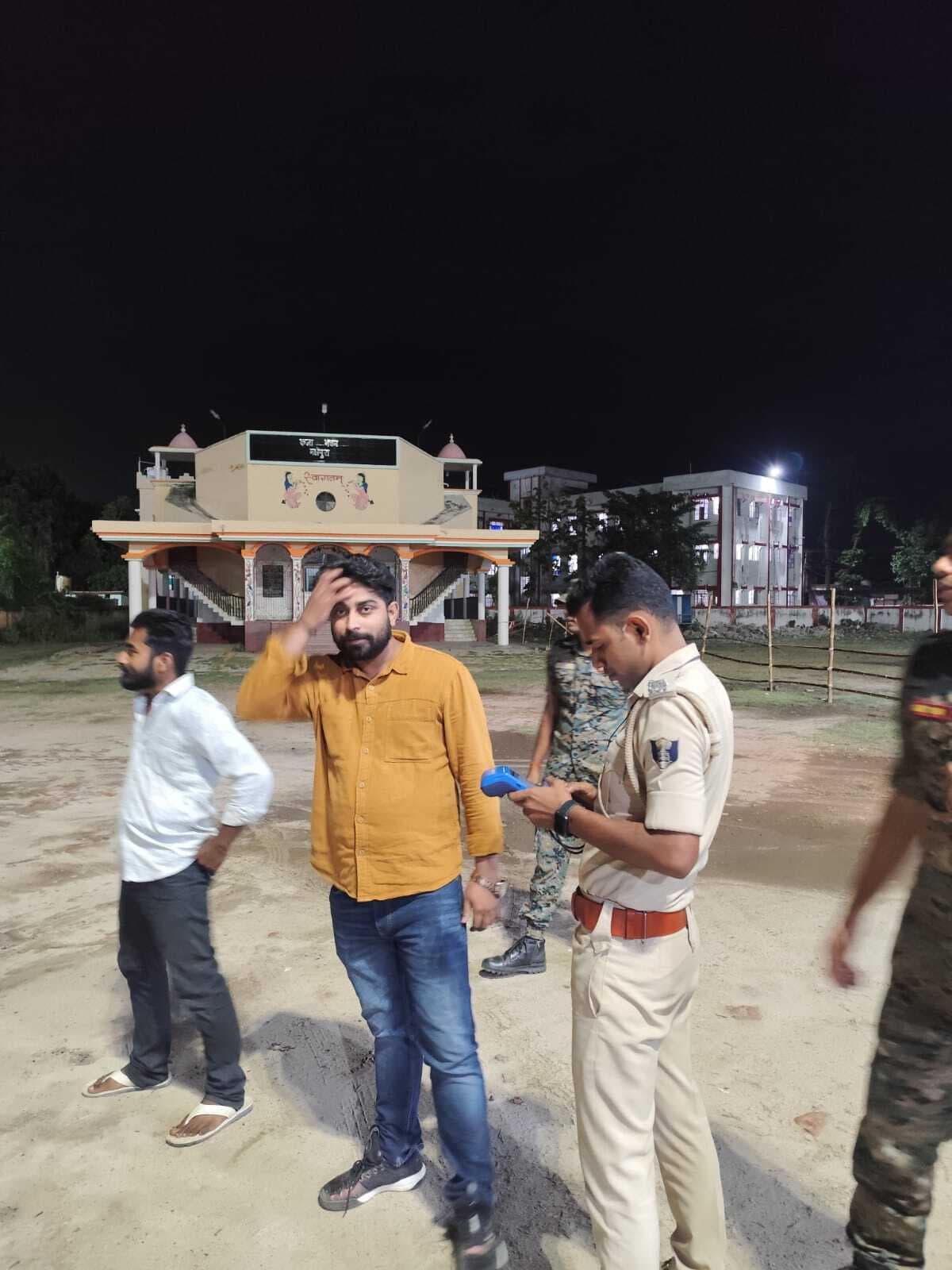 मद्यनिषेध व उत्पाद विभाग की टीम ने जिले में कई जगहों पर की छापेमारी