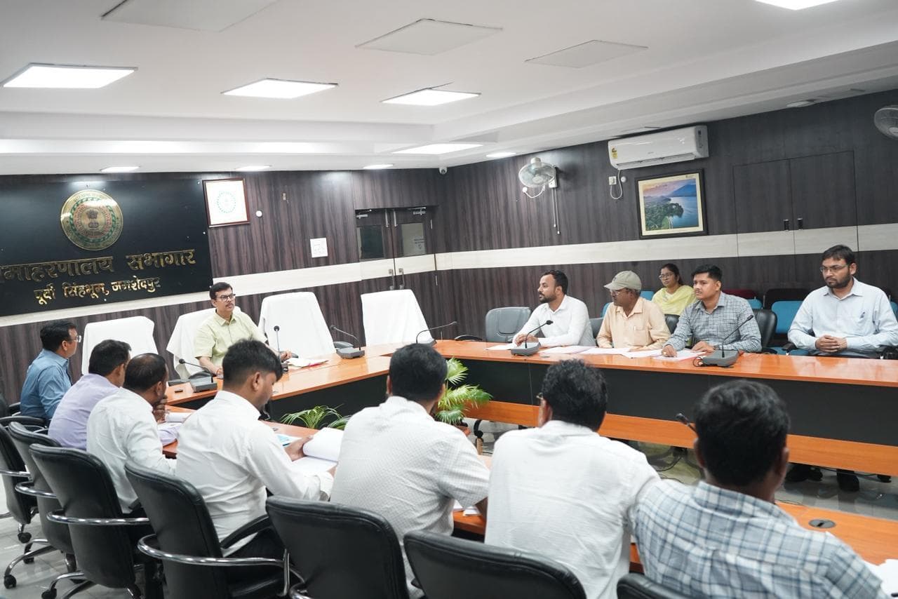 00 रात में होगी सड़कों की सफाई, सार्वजनिक स्थलों पर कचरा फेंकने पर लगेगा जुर्माना