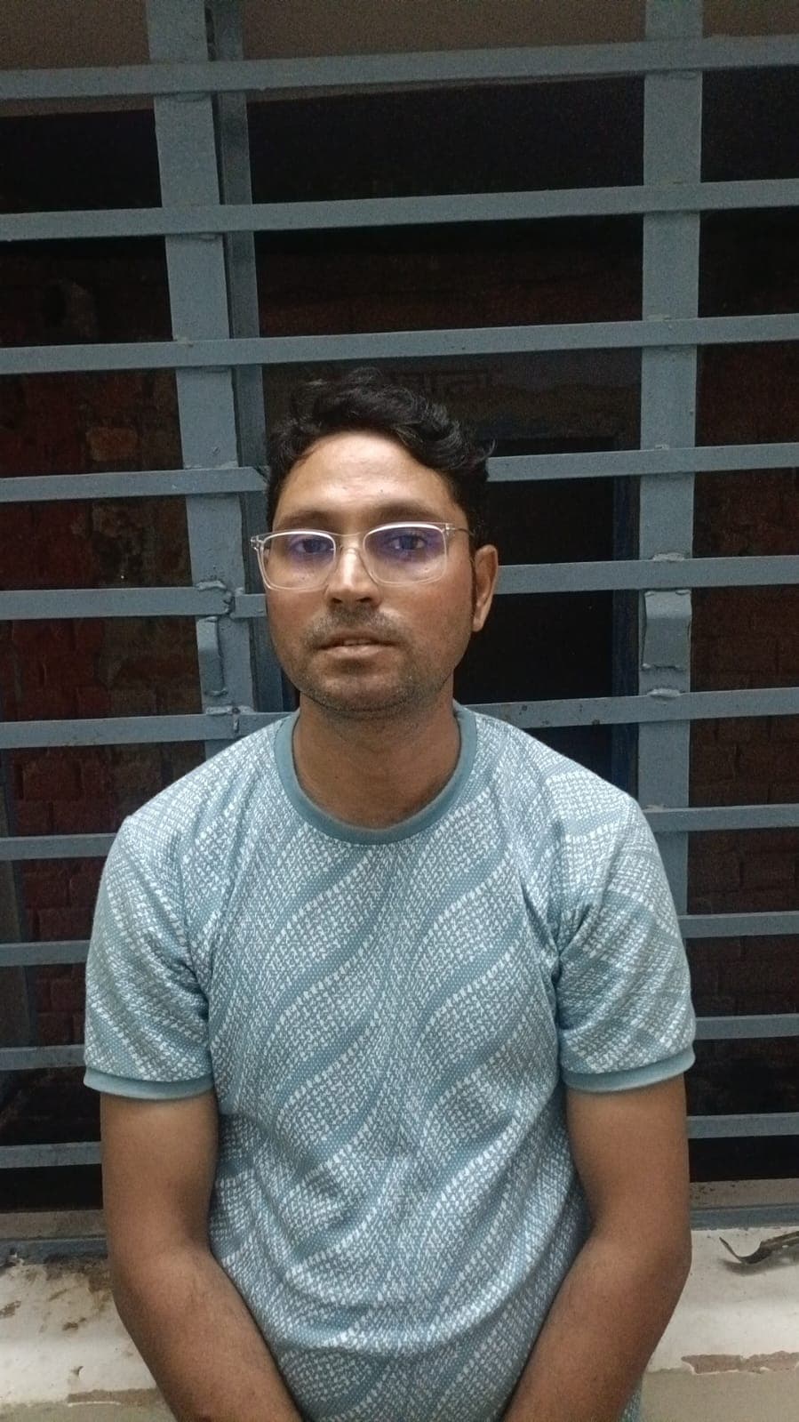 कटिहार में जमीनी विवाद को लेकर फायरिंग और मारपीट का मुख्य आरोपी गिरफ्तार, पुलिस की बड़ी कार्रवाई