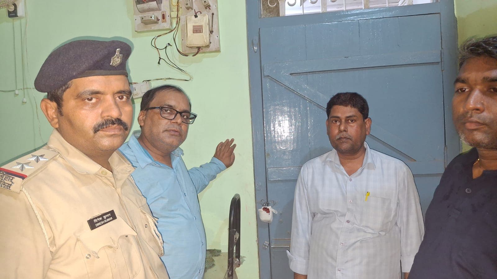 मेडिकल स्टोर की आड़ में चल रहा था अवैध निजी अस्पताल, प्रभारी चिकित्सा पदाधिकारी ने करायी प्राथमिकी दर्ज