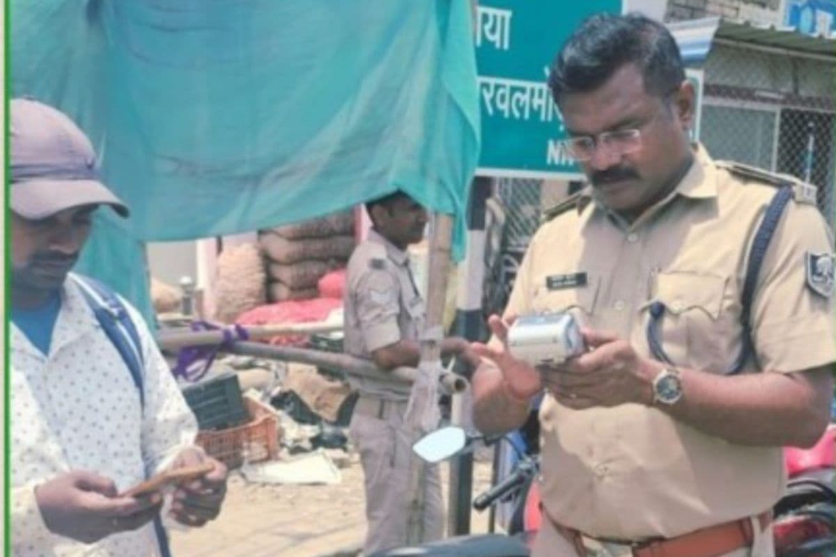 जहानाबाद में ट्रैफिक पुलिस का सख्त अभियान, एक सप्ताह में एक लाख रुपये का चालान