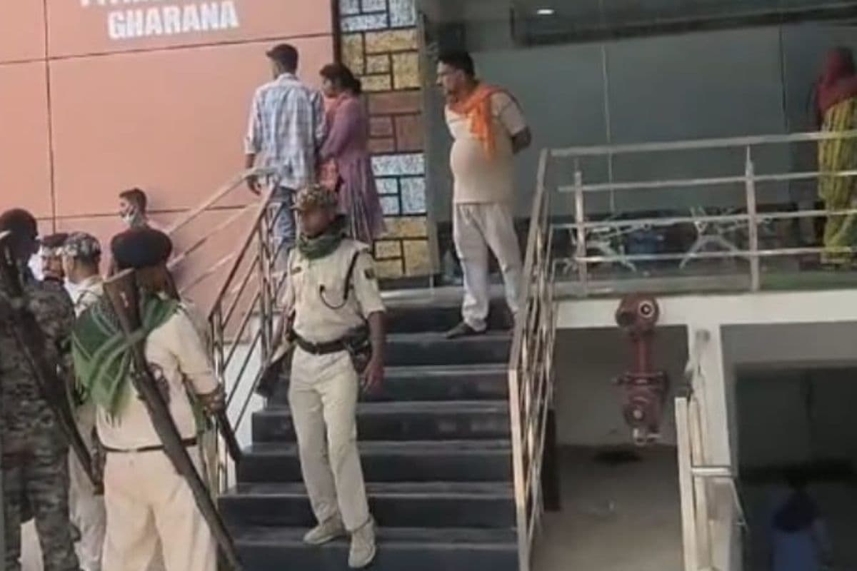 गया के निजी अस्पताल में भारी हंगामा, मौत के बाद भी मरीज को वेंटिलेटर पर रखने का आरोप, बिल देख भड़के परिजन