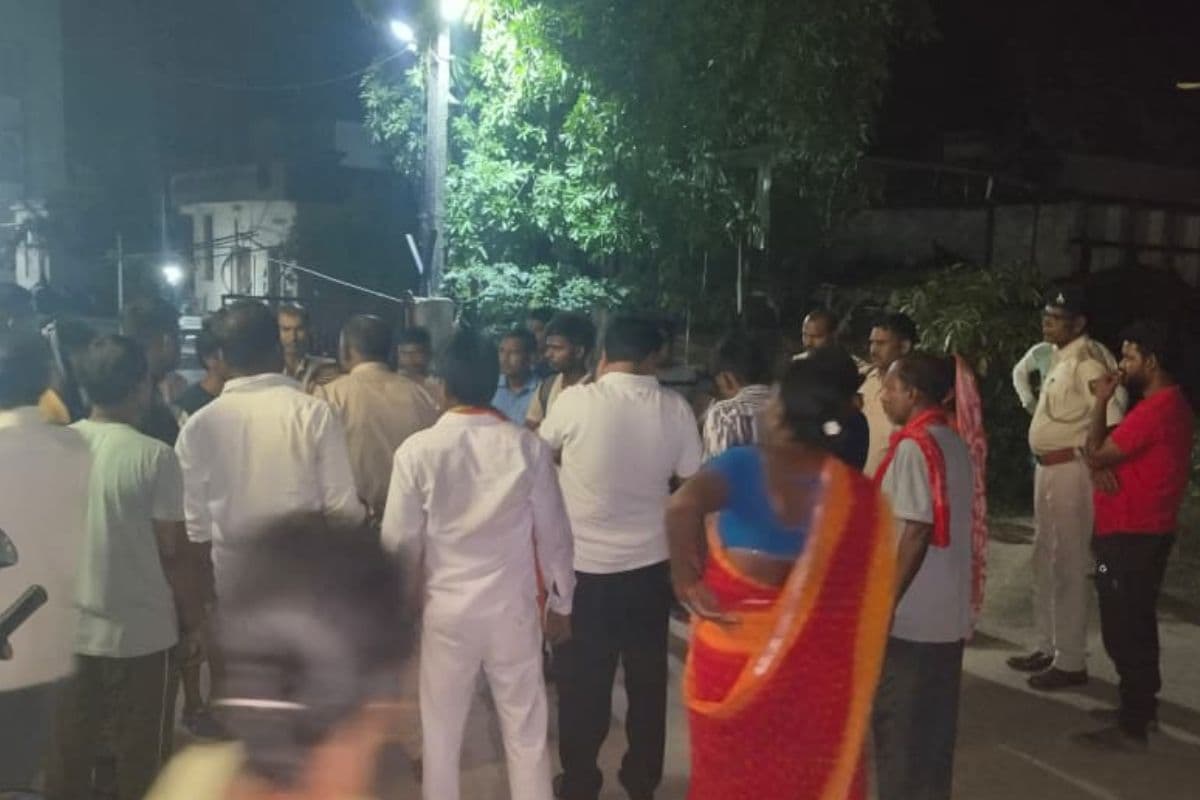 गया में भारी बवाल, मारपीट में घायल युवक ने तोड़ा दम, मौत के बाद ग्रामीणों का फूटा गुस्सा