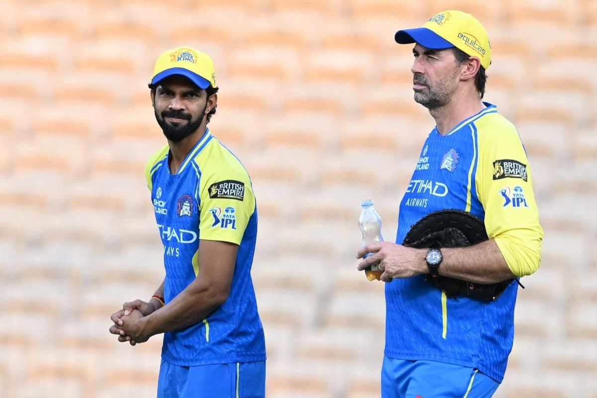 ‘धोनी के बाद टीम ट्रांजिशन में…’, CSK के कप्तान रुतुराज गायकवाड़ को मिला कोच फ्लेमिंग का साथ
