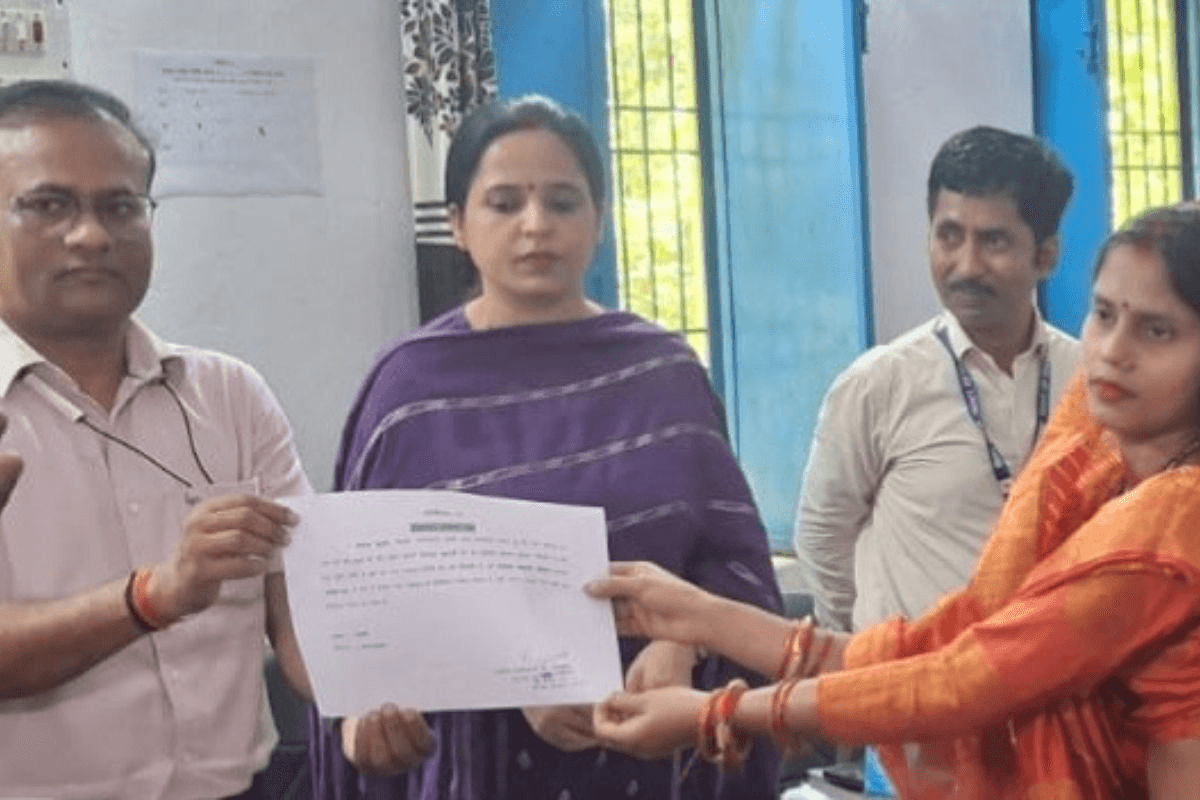 चेनारी सशक्त स्थायी समिति चुनाव में मुन्ना पांडे का दबदबा, ज्योति और प्रियंका ने भी दर्ज की शानदार जीत