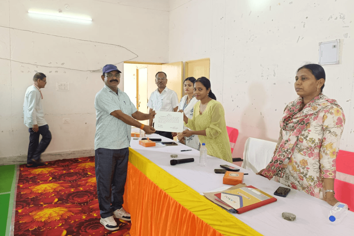 नोखा नगर परिषद में सशक्त स्थायी समिति के सदस्य निर्विरोध निर्वाचित, एसडीएम ने बांटे प्रमाणपत्र