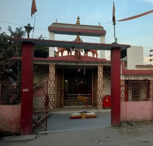 चंदननगर दुर्गा मंदिर में विंध्यवासिनी स्वरूप के दर्शन, भक्तों की आस्था का प्रमुख केंद्र
