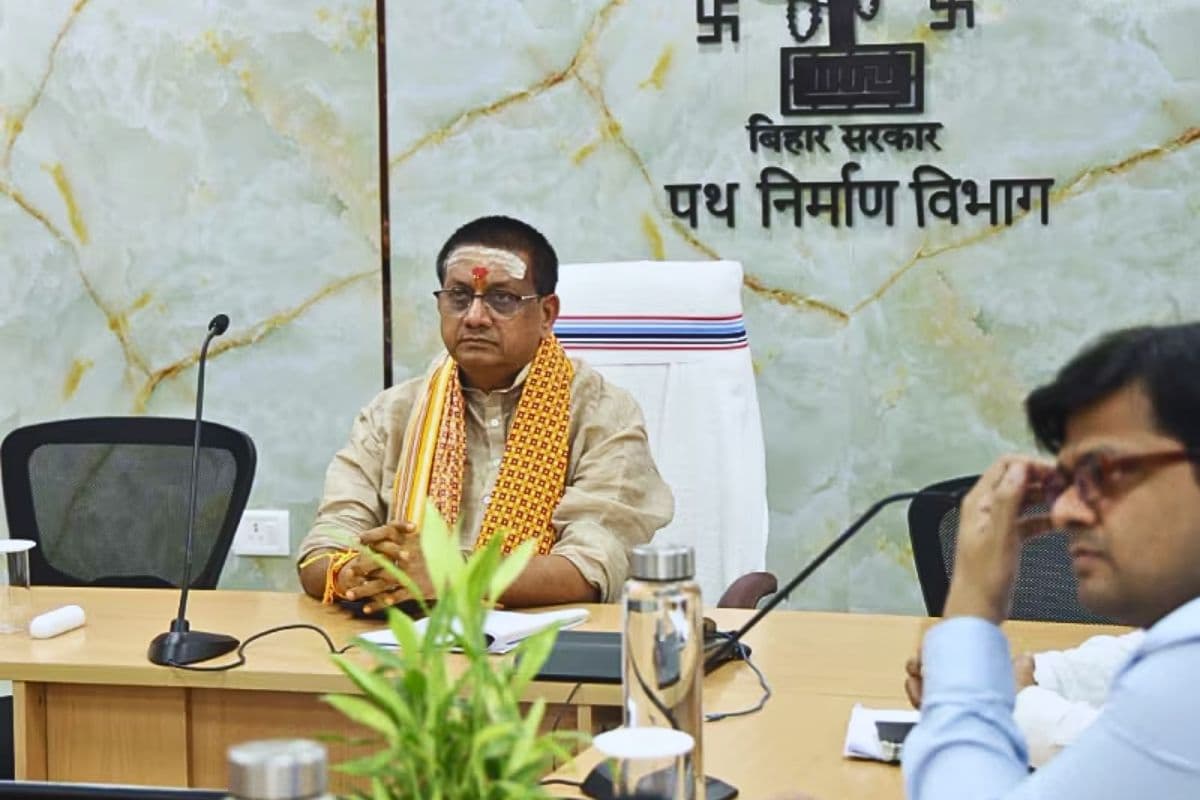 बिहार में अब हाईटेक तकनीक से बनेंगी सड़कें, पदभार संभालते ही मंत्री शैलेंद्र ने बताया आगे का प्लान