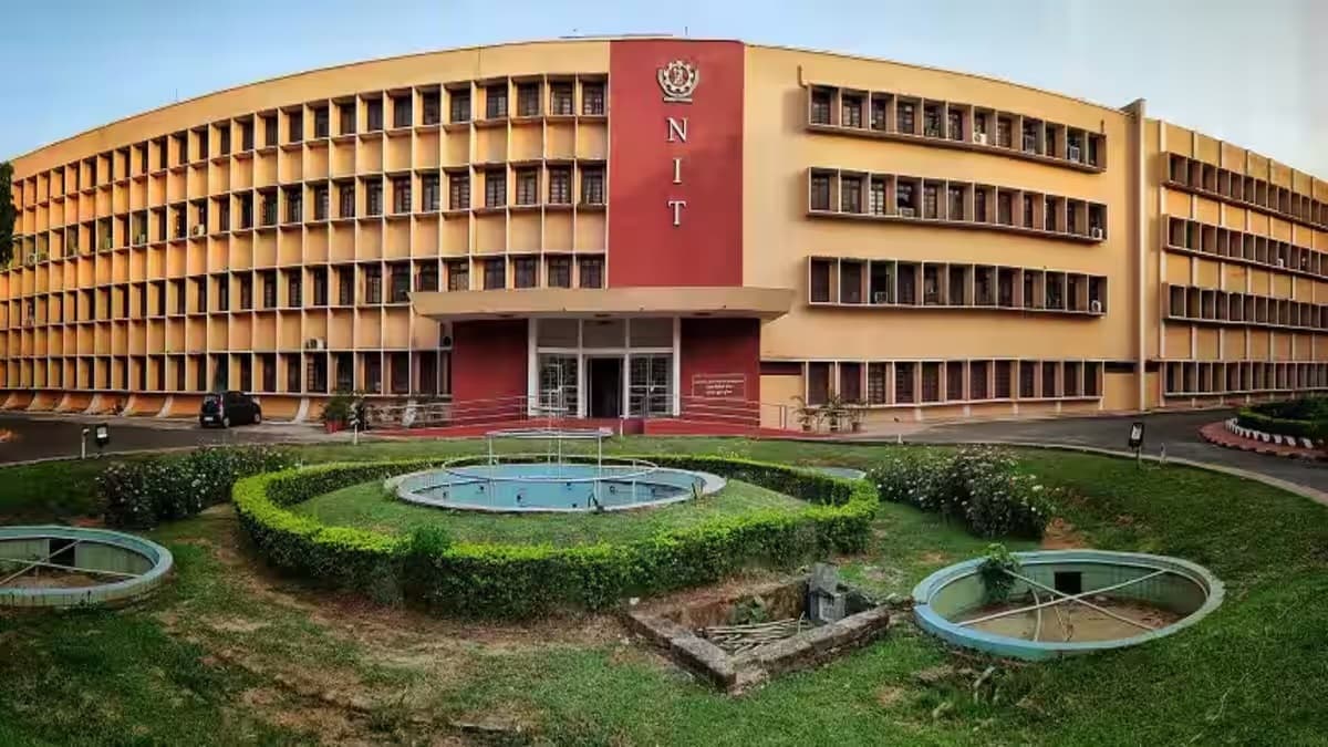 Rourkela News: एनआइटी राउरकेला के शोधार्थियों ने विकसित की तकनीक, विमानों के लैंडिंग गियर को मिलेगी ‘नैनोकंपोजिट सुरक्षा’