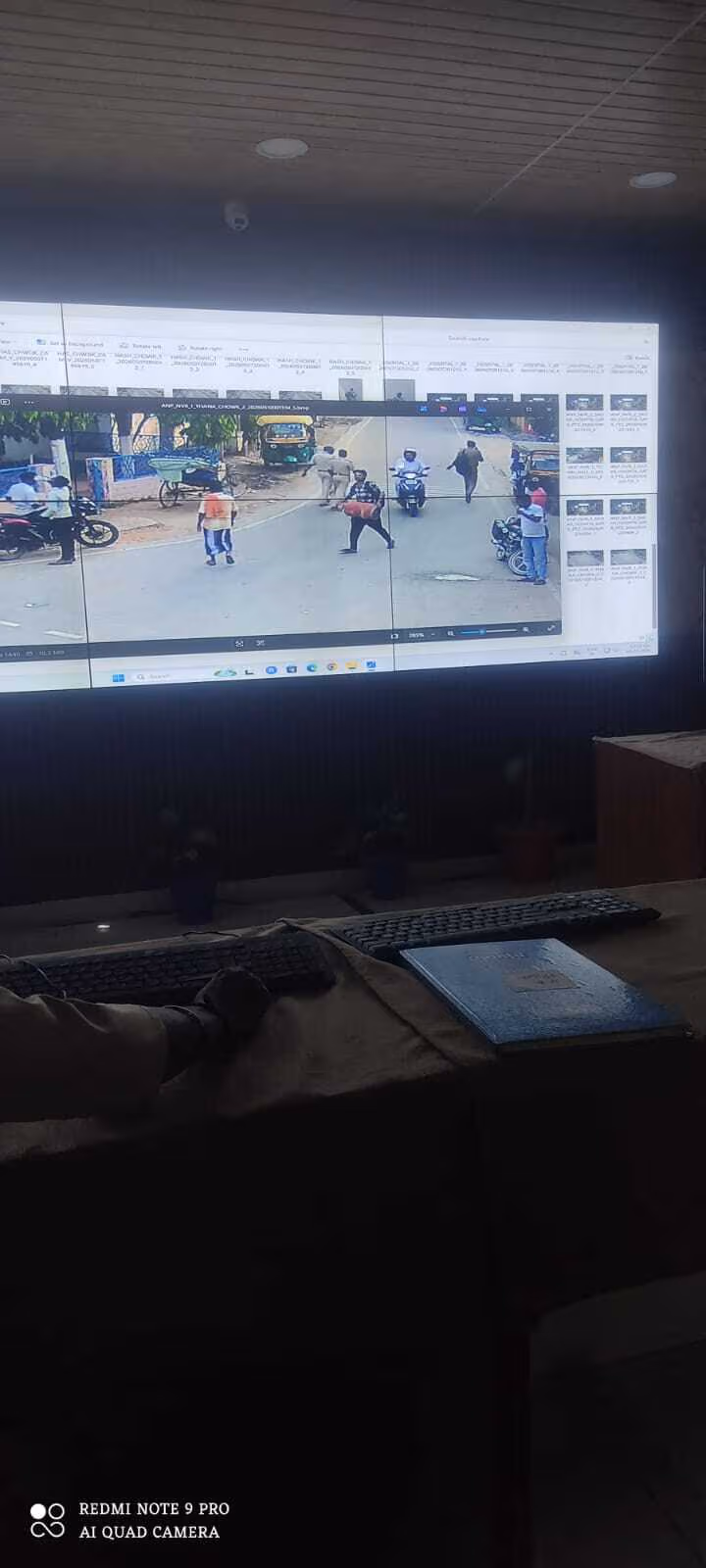 पुलिस अवर निरीक्षक के कमरे से एलपीजी सिलिंडर की चोरी