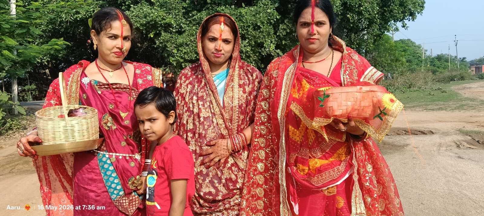 बांका के चांदन क्षेत्र में धूमधाम से मनी वट सावित्री पूजा, सुहागिनों में छाया रहा उल्लास